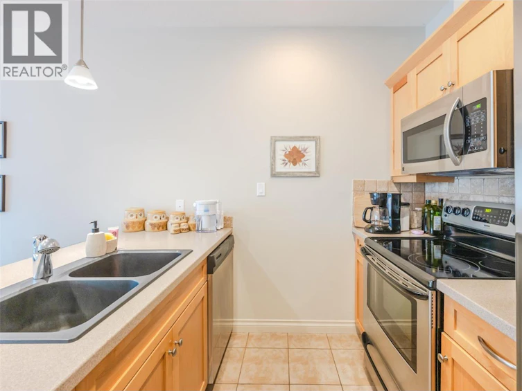 304-3311 Wilson Street, Penticton, BC, V2A 8J3 - 16