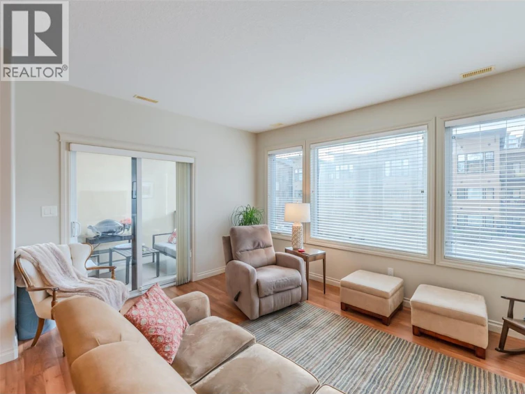304-3311 Wilson Street, Penticton, BC, V2A 8J3 - 3