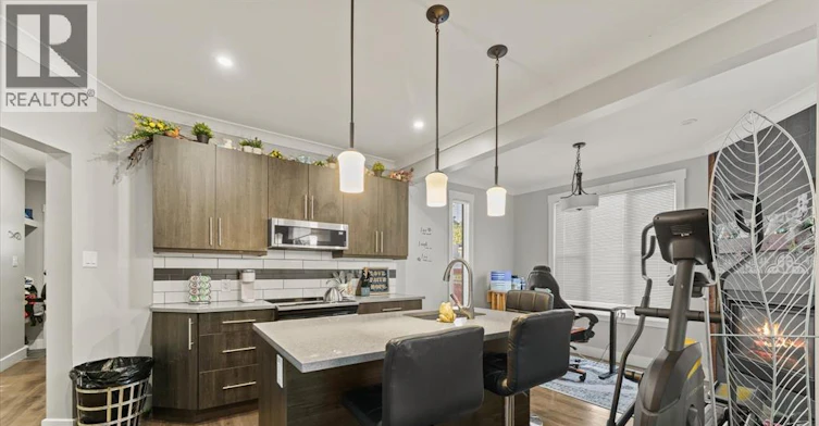 MAIN-3222 Peter Street, Windsor, ON, N9C 1H5 - 8
