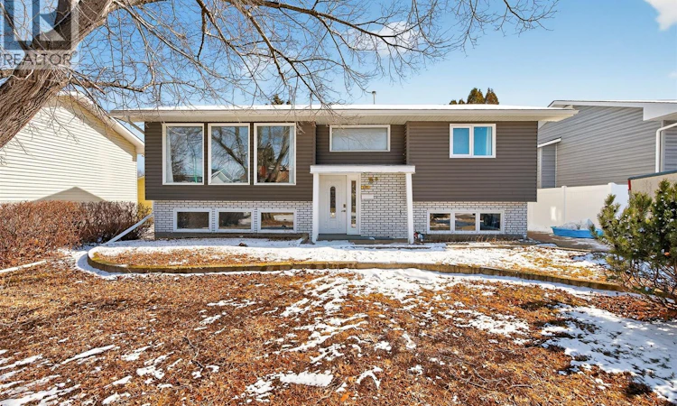 1321 Prince Crescent