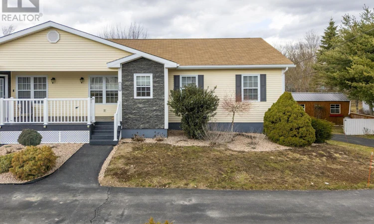 152B Orchard Street W