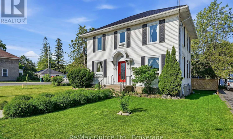 39 Trent Street N