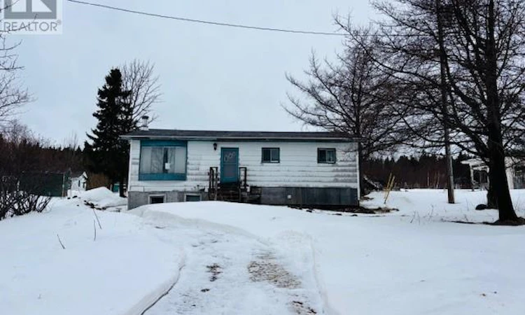 10 Bayview Road