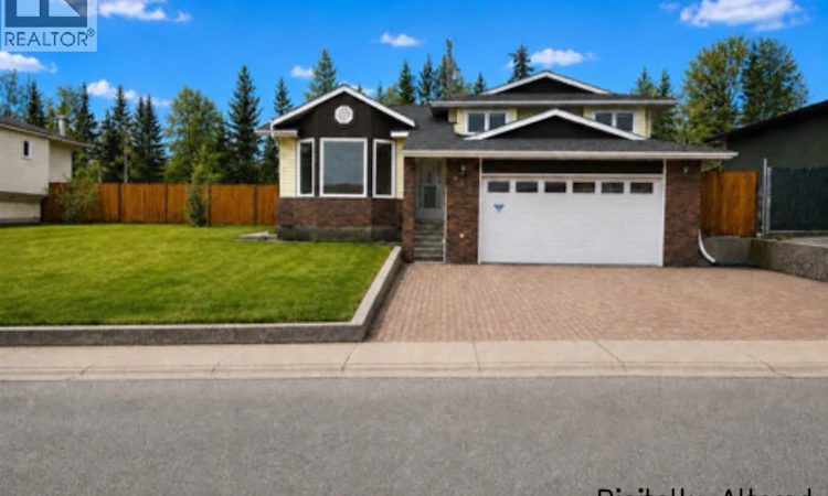 930 Sinotte Crescent