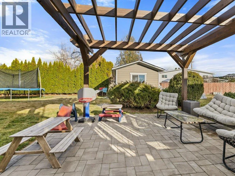 116 Adventure Road, Kelowna, BC, V1X 1N2 - 34