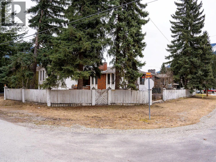 1616 Dogwood Drive, Revelstoke, BC, V0E 2S1 - 61