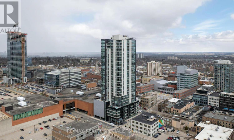308-60 Charles St Street W