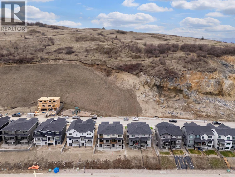 365 Arrowleaf Rise, Coldstream, BC, V1B 0B5 - 57