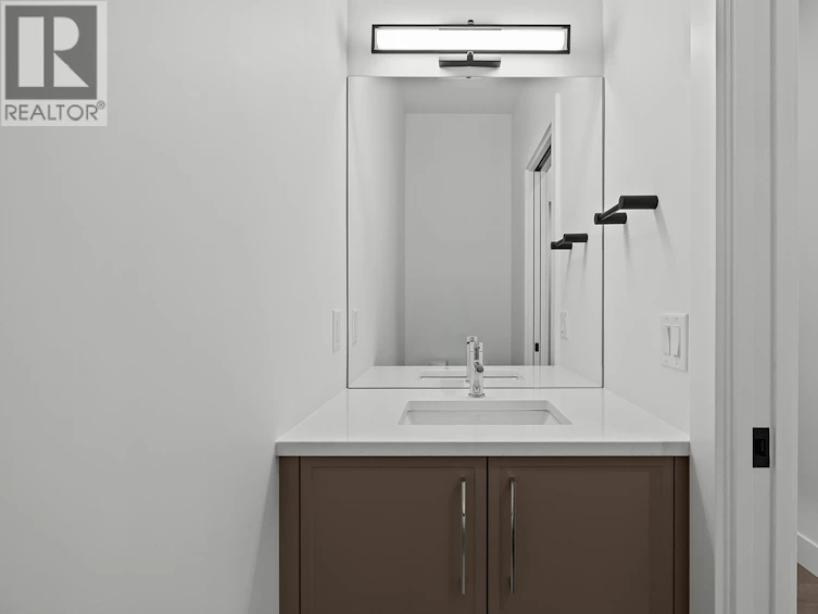 365 Arrowleaf Rise, Coldstream, BC, V1B 0B5 - 12