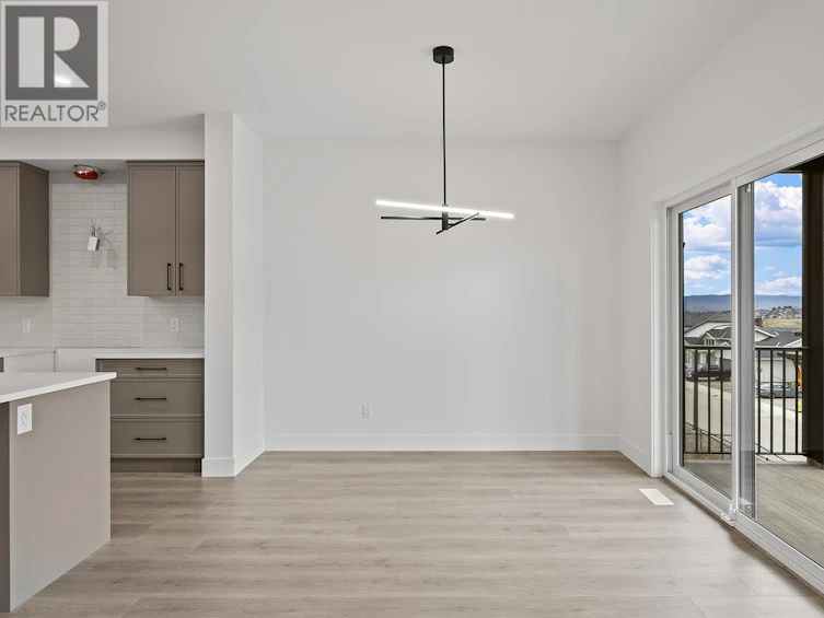 365 Arrowleaf Rise, Coldstream, BC, V1B 0B5 - 18