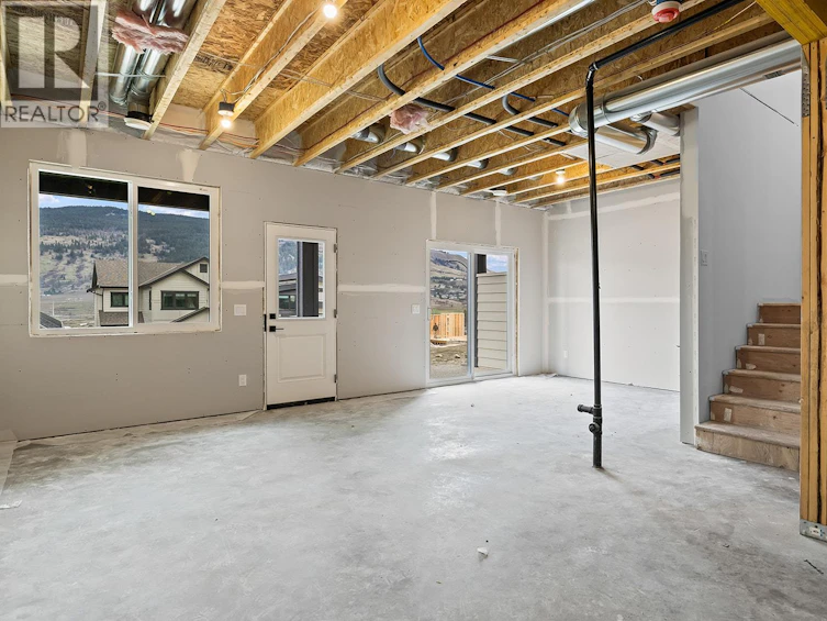 365 Arrowleaf Rise, Coldstream, BC, V1B 0B5 - 43