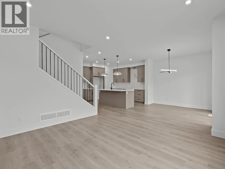 365 Arrowleaf Rise, Coldstream, BC, V1B 0B5 - 19
