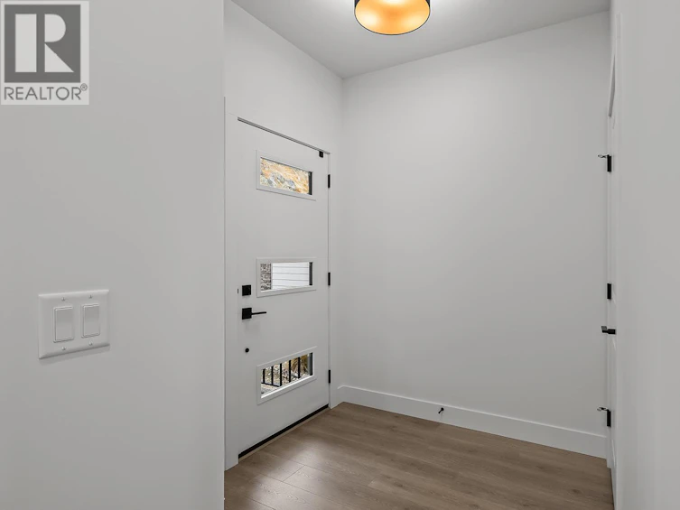 365 Arrowleaf Rise, Coldstream, BC, V1B 0B5 - 7