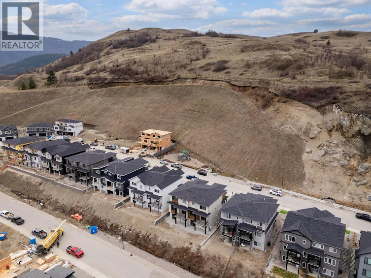 365 Arrowleaf Rise, Coldstream, BC, V1B 0B5 - 56