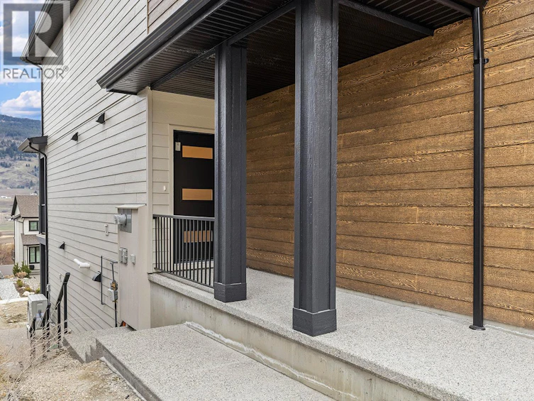 365 Arrowleaf Rise, Coldstream, BC, V1B 0B5 - 4