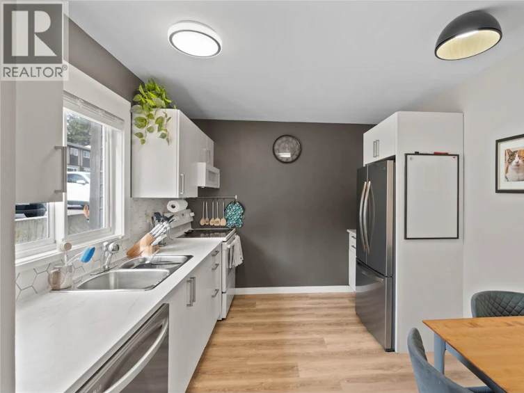 46-1605 Summit Drive, Kamloops, BC, V2E 2A5 - 2