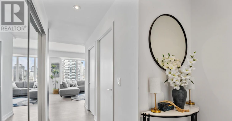 PH1-20 Edward Street, Toronto, ON, M5G 1C9 - 8