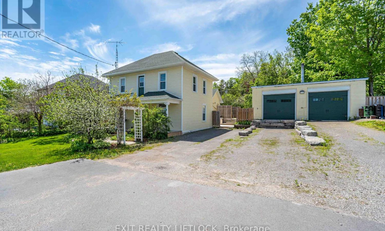 2464 Queen Mary Street