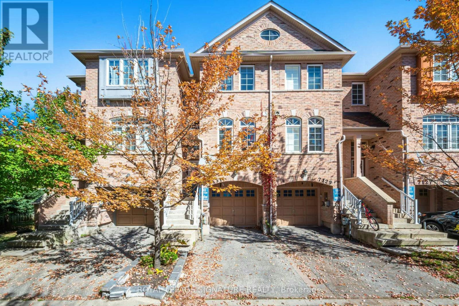 7131 Chatham Court, Mississauga, ON, L5N 8R1