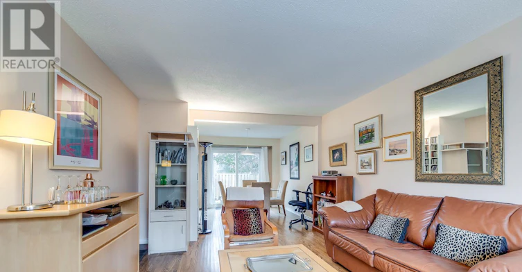 202-1055 Shawnmarr Road, Mississauga, ON, L5H 3V2 - 9