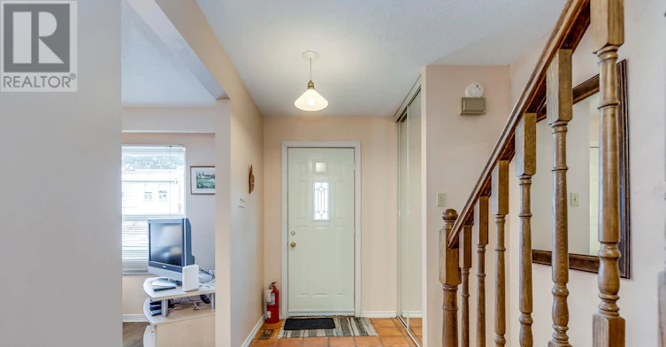 202-1055 Shawnmarr Road, Mississauga, ON, L5H 3V2 - 7