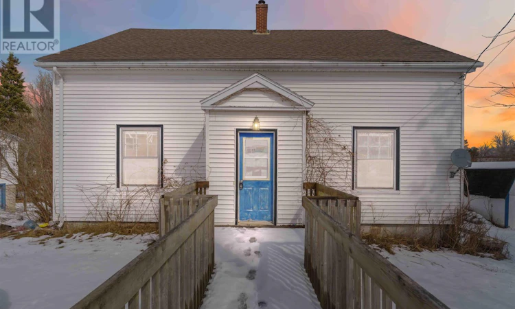 18 Willow Street