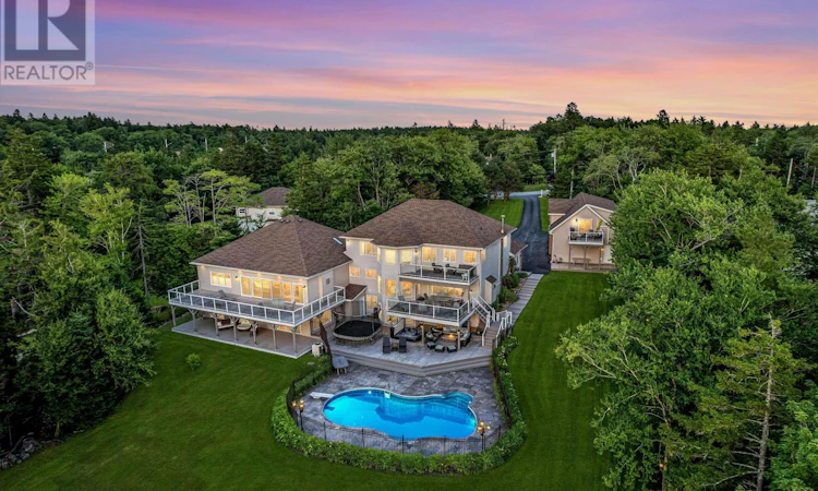 47 Long Lake Drive