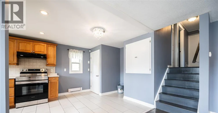 Upper-66 Belwood Crescent, Kitchener, ON, N2C 1Z3 - 9