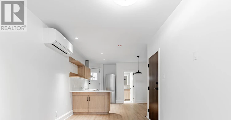 4-2528 Yonge Street, Toronto, ON, M4P 2H7