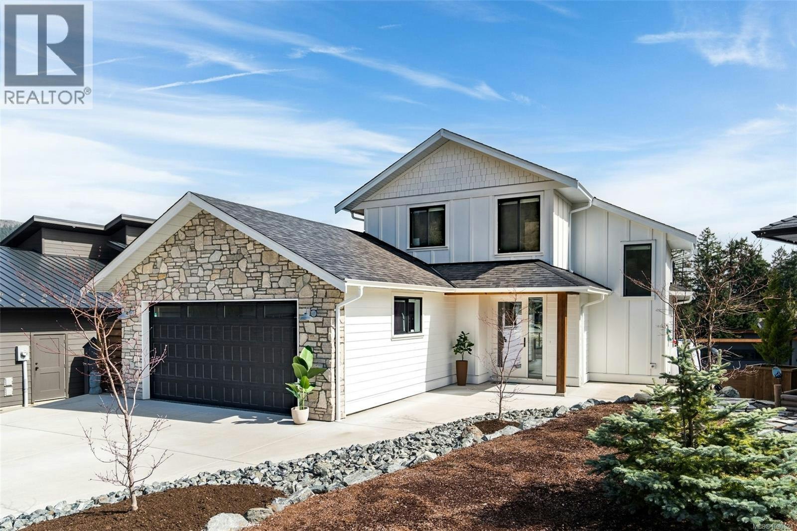 9386 Lakefront Rise, Lake Cowichan, BC, V0R 2G1