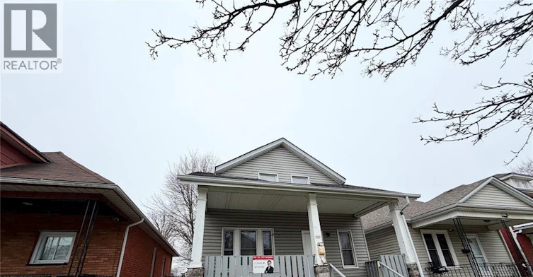 1117 Dougall, Windsor, ON, N9A 4R8