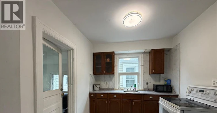 1117 Dougall, Windsor, ON, N9A 4R8 - 8