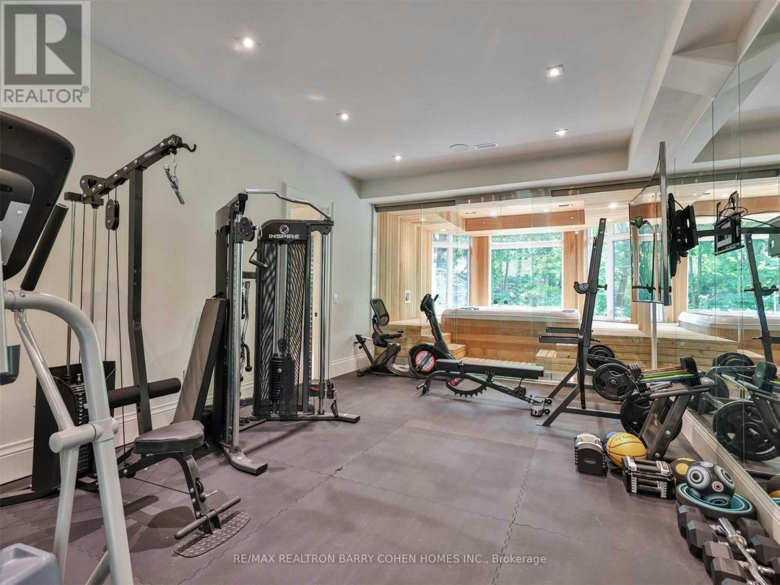 382 Old Yonge Street, Toronto, ON, M2P 1R4 - 38