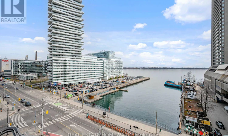 704-10 Queens Quay W
