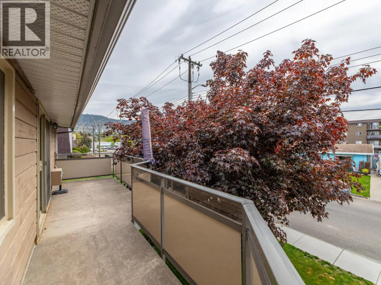 201-335 Churchill Avenue, Penticton, BC, V2A 1C9 - 29
