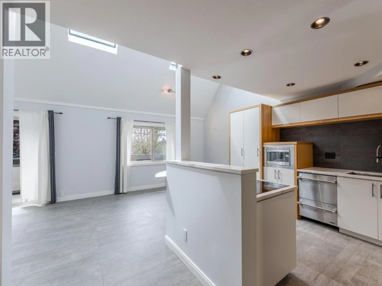201-335 Churchill Avenue, Penticton, BC, V2A 1C9 - 6