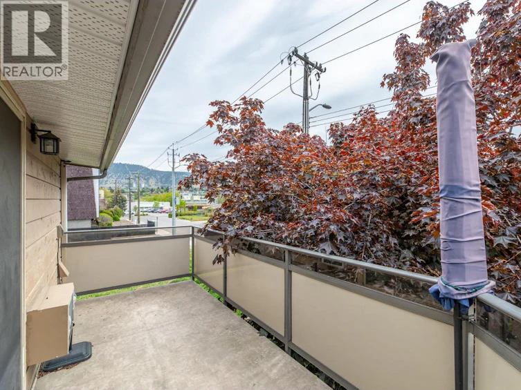 201-335 Churchill Avenue, Penticton, BC, V2A 1C9 - 27