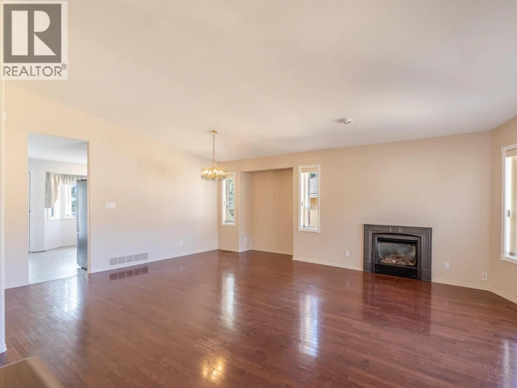 131-1634 Carmi Avenue, Penticton, BC, V2A 1A3 - 4