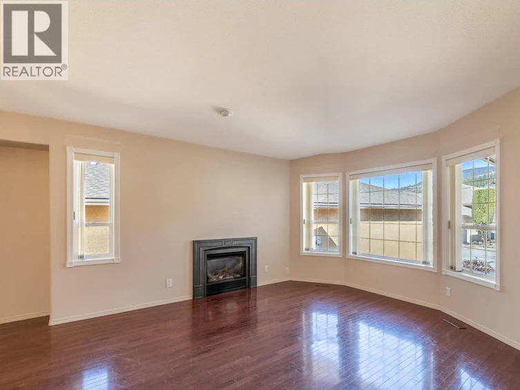 131-1634 Carmi Avenue, Penticton, BC, V2A 1A3 - 5