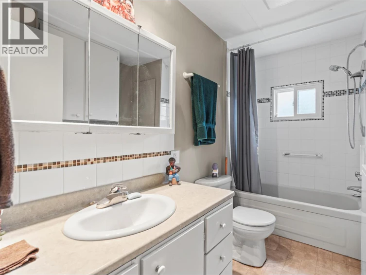 101-2727 Lakeshore Road, Vernon, BC, V1H 1X5 - 22