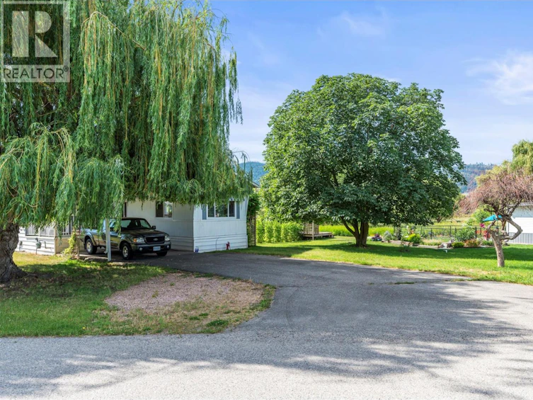 101-2727 Lakeshore Road, Vernon, BC, V1H 1X5 - 5