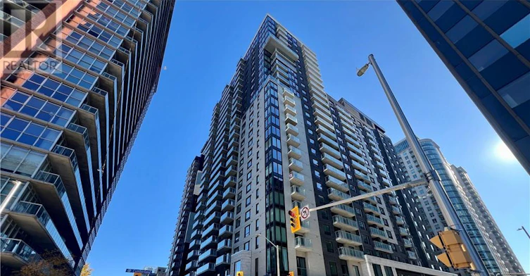 PH206-180 George Street, Ottawa, ON, K1N 0G8