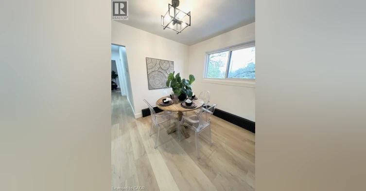 10-11 Olympic Drive, Kitchener, ON, N2M 3S7 - 4