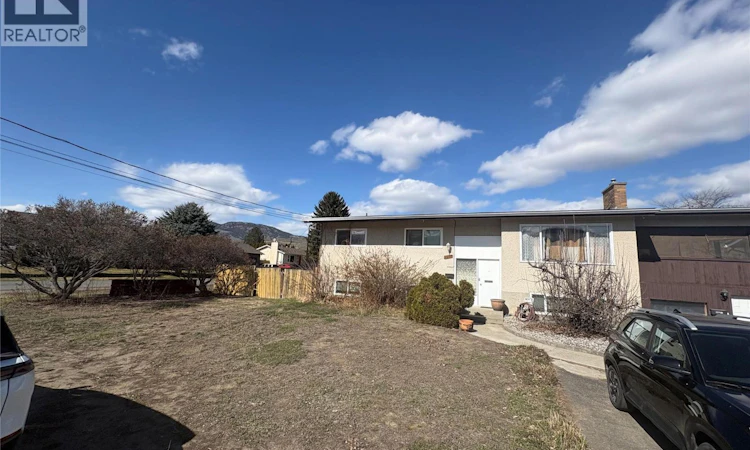 2270 Greenfield Avenue
