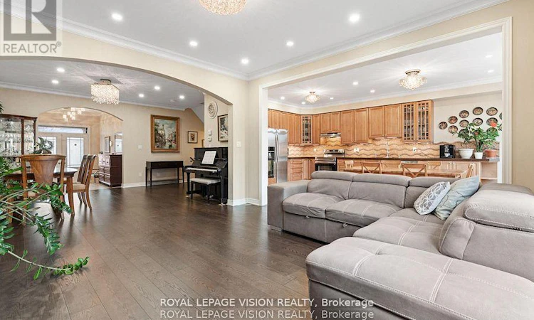 41 Treetops Boulevard