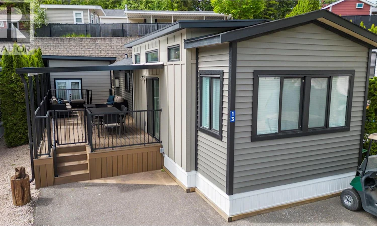 G13-2698 Blind Bay Road