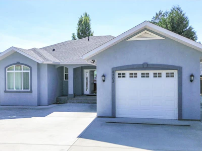 8503 Kingfisher Drive - 2
