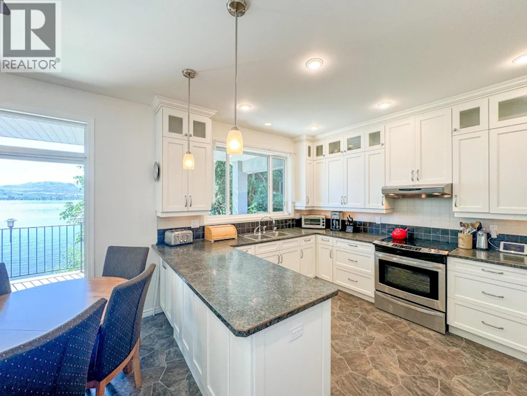 8503 Kingfisher Drive, Osoyoos, BC, V0H 1V1 - 11