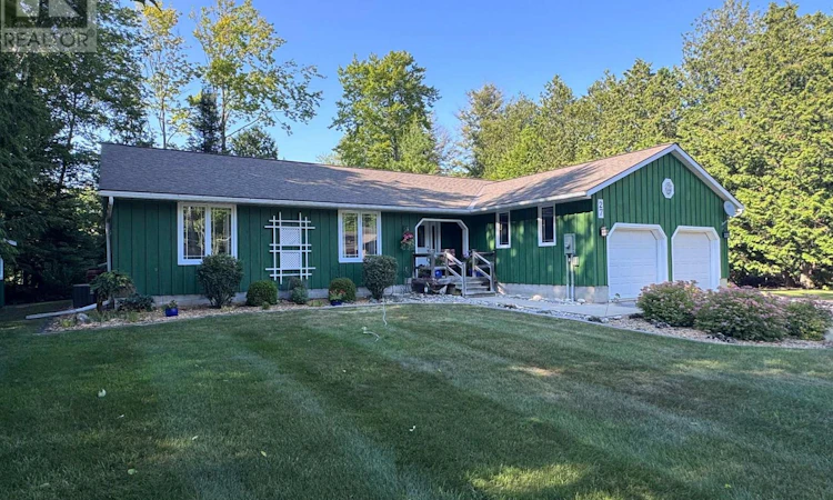 27 Gremik Crescent