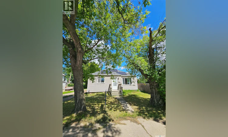 201 Broadway Street W